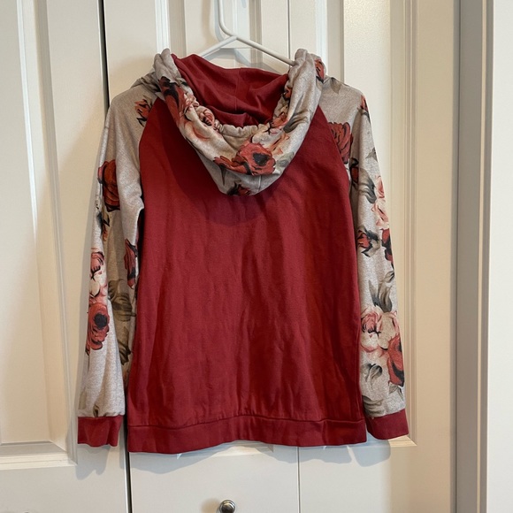 MAMA BEAR Floral Hoodie - Picture 2 of 3